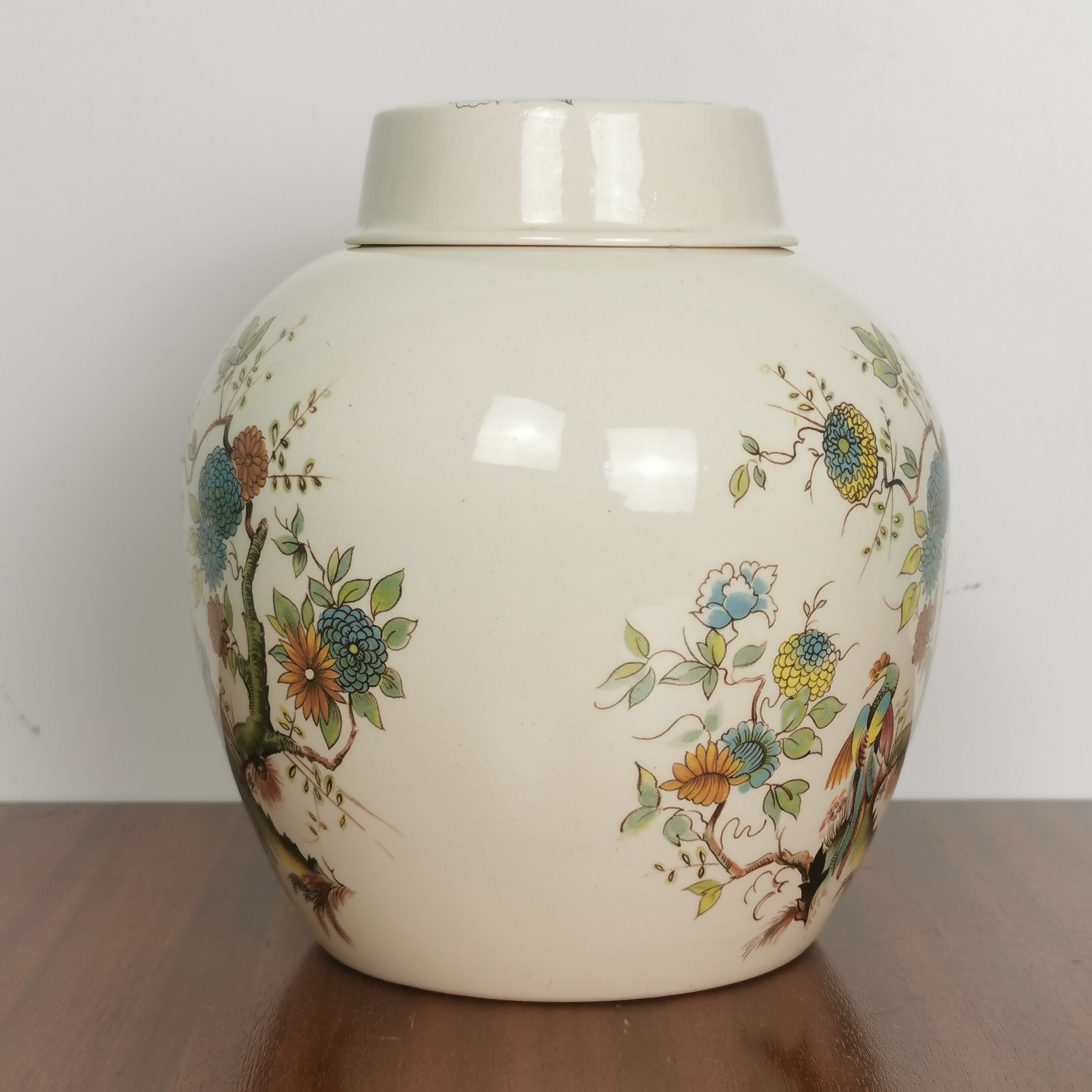 Vintage english pot