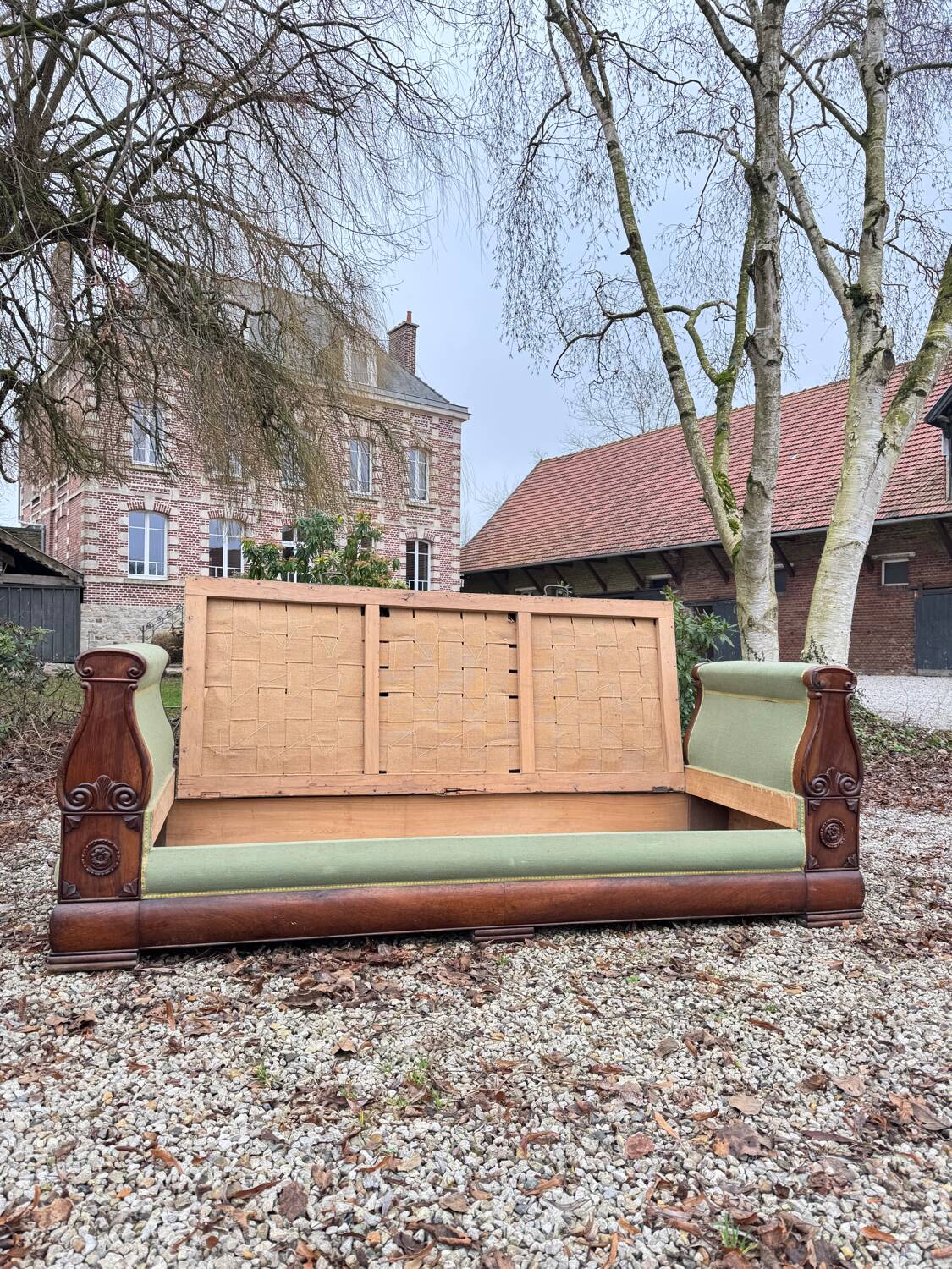 Banquette, lit de repos formant coffre en acajou d’époque restauration