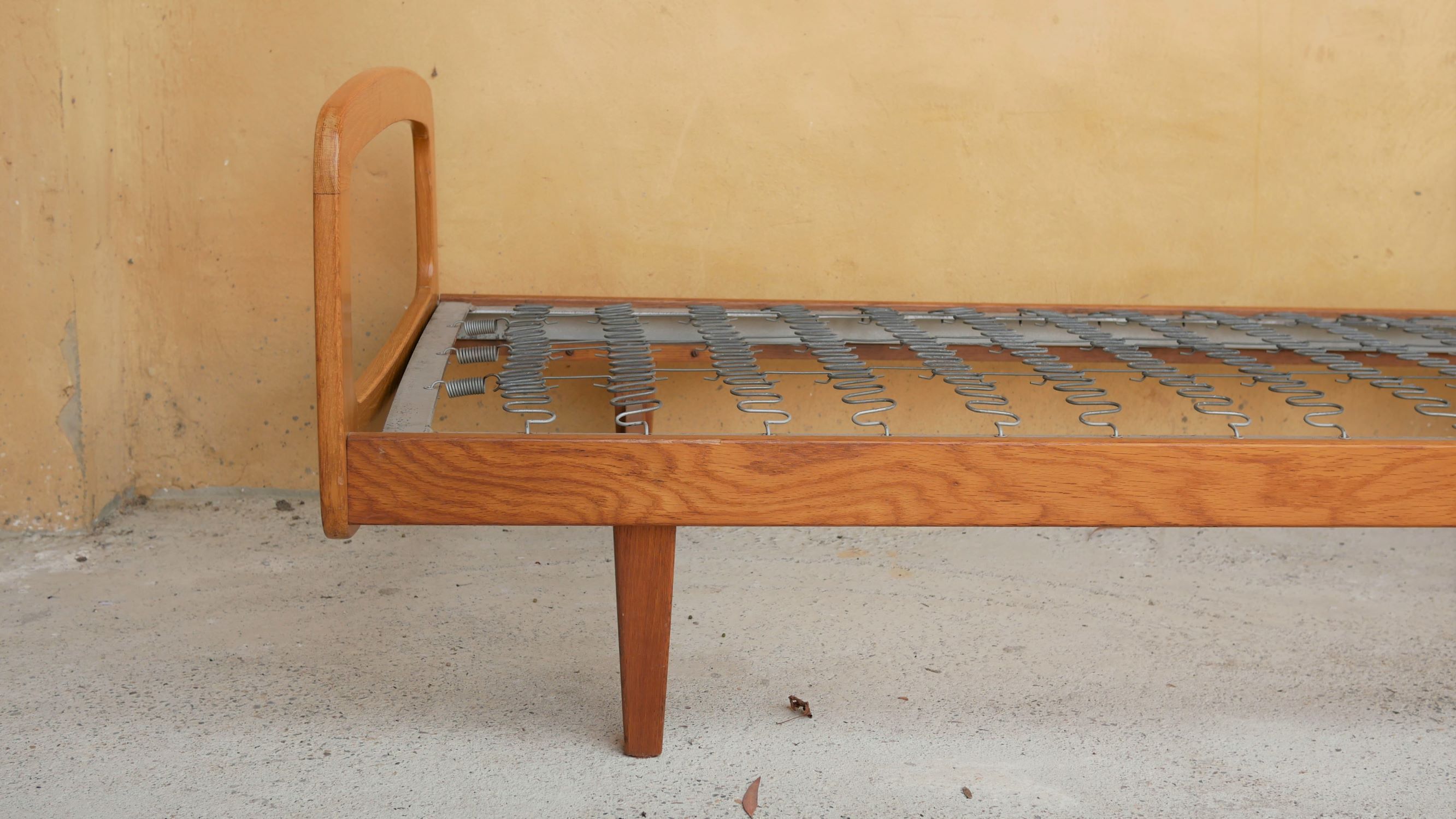 Daybed by J. Hauville for Bema editions