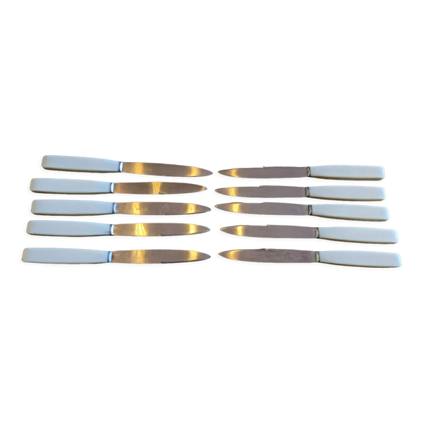 Ensemble de 10 couteaux de table vintages inox et bakélite