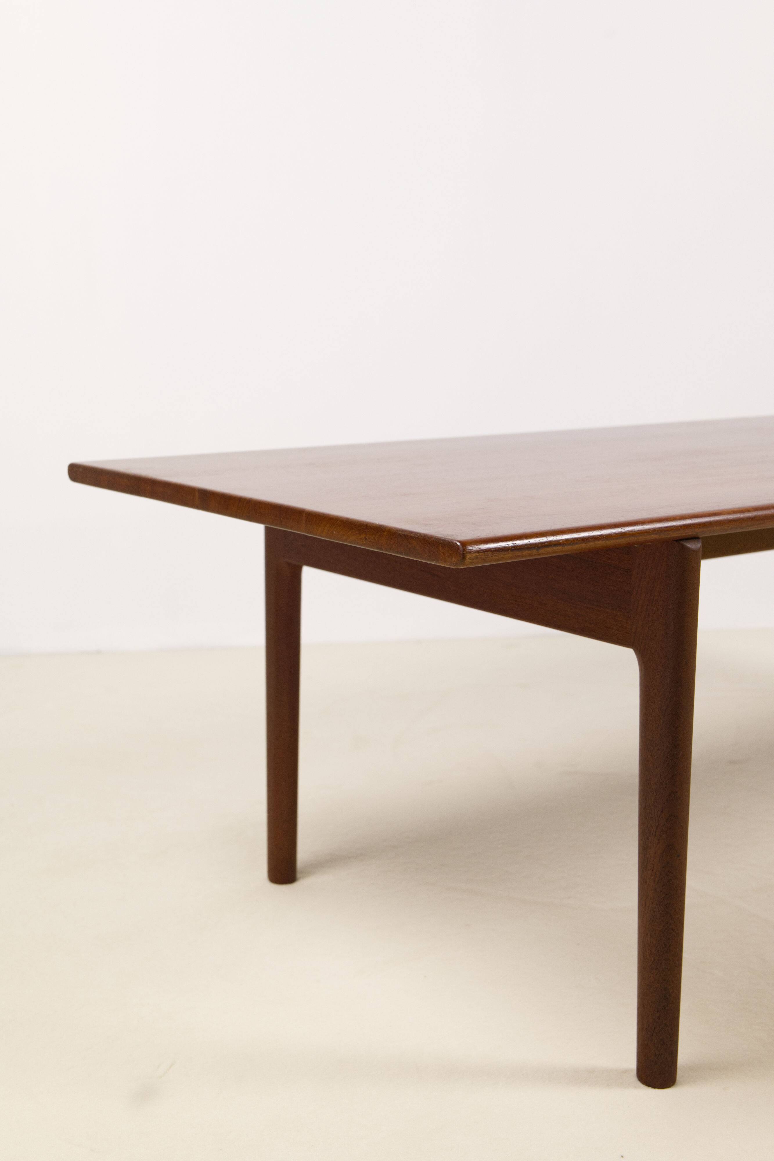 Hans Wegner AT-15 Solid Teak and Oak Coffee Table for Andreas Tuck