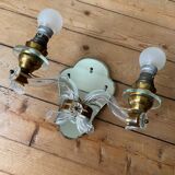 Applique murale ancienne en laiton et verre cristal