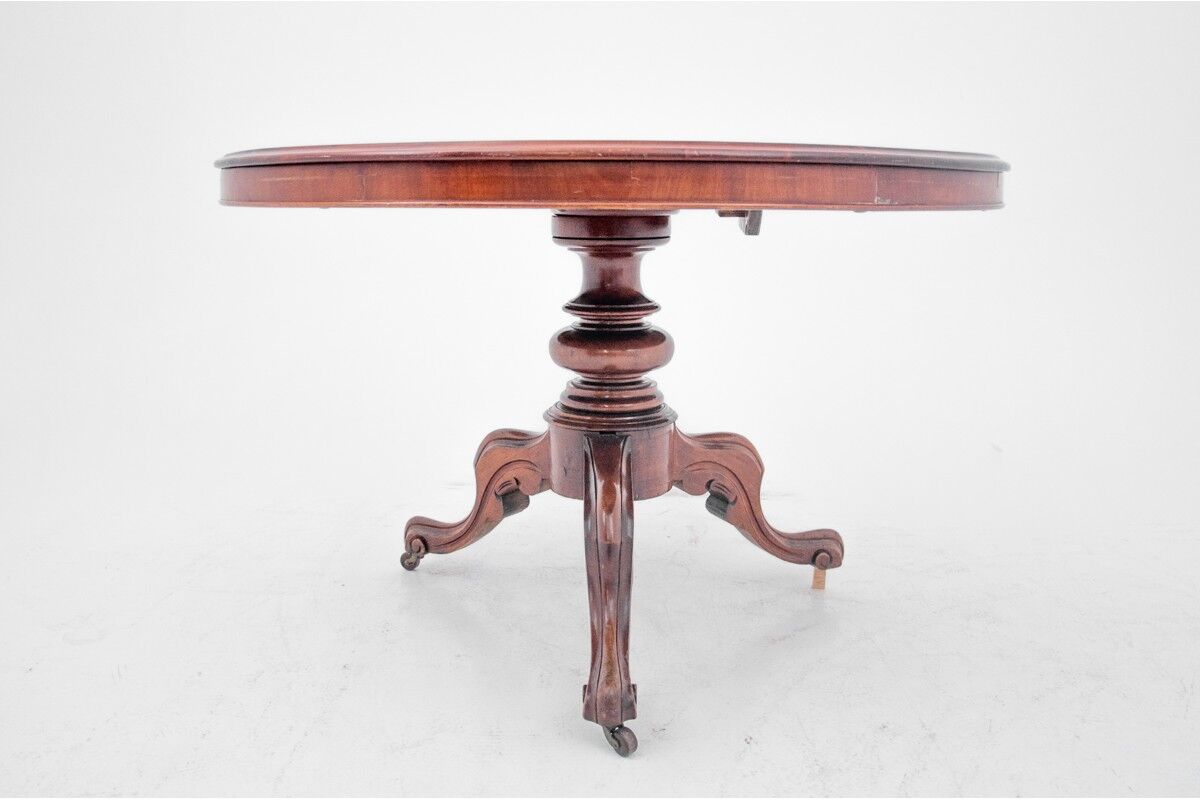 Mahogany table, Western Europe, circa 1930