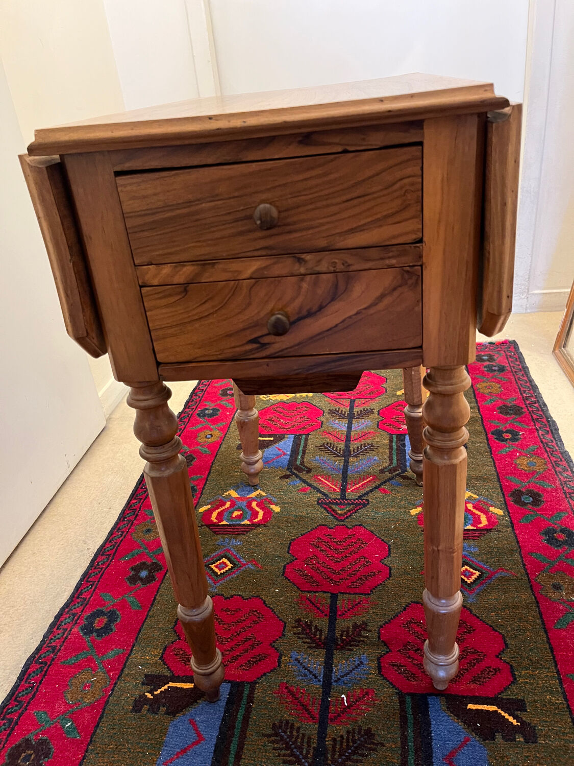 Table à ouvrage extensible