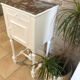 Chevet ancien dessus marbre