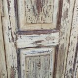 Armoire ancienne jaune en bois