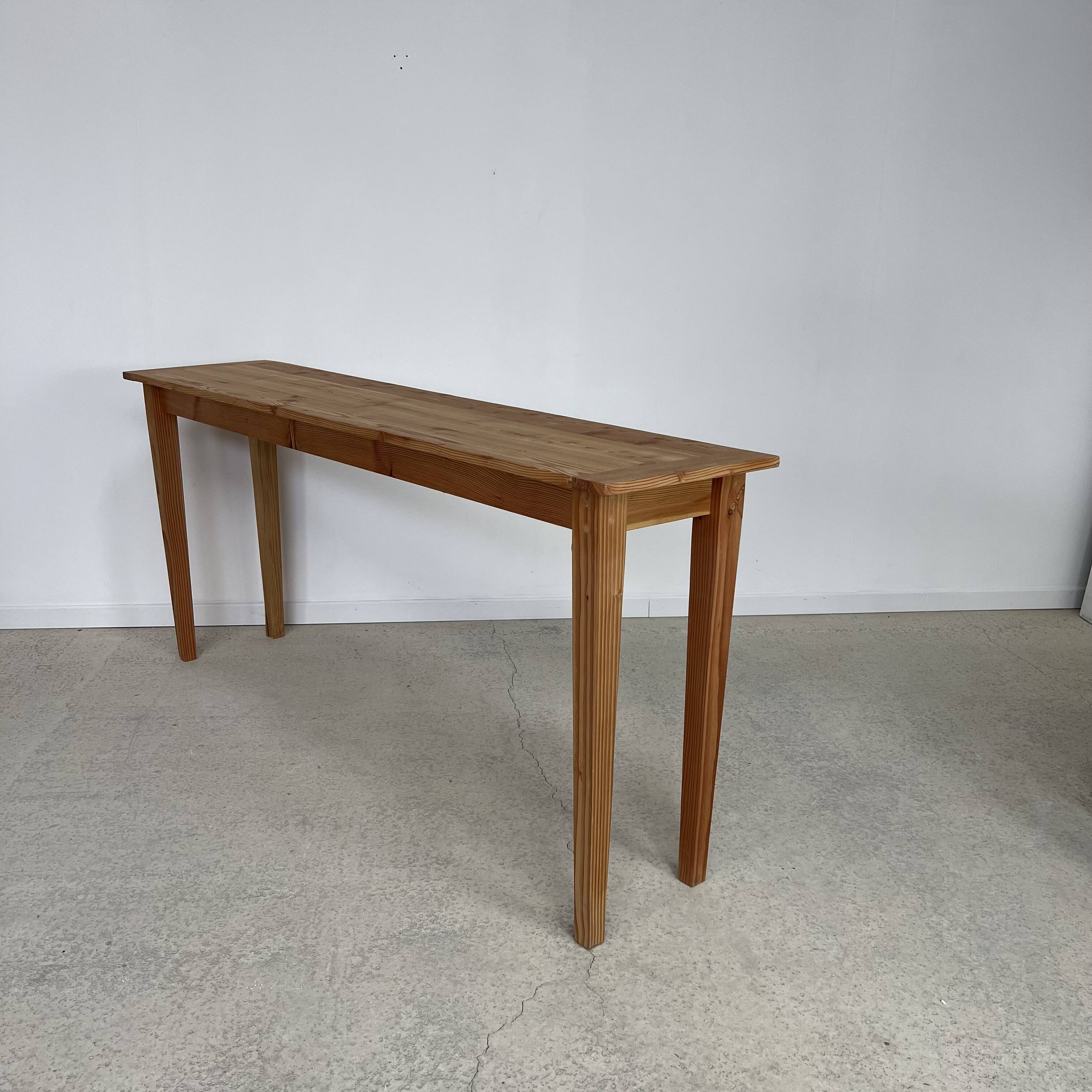Fine console, side table or school table in wood with spindle legs 160 cm - Vintage retro