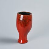 Pièce unique:  large vase par Robert et Jean Cloutier, circa 1955