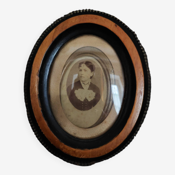 Photo ancienne encadrée portrait féminin cadre ovale Napoléon III