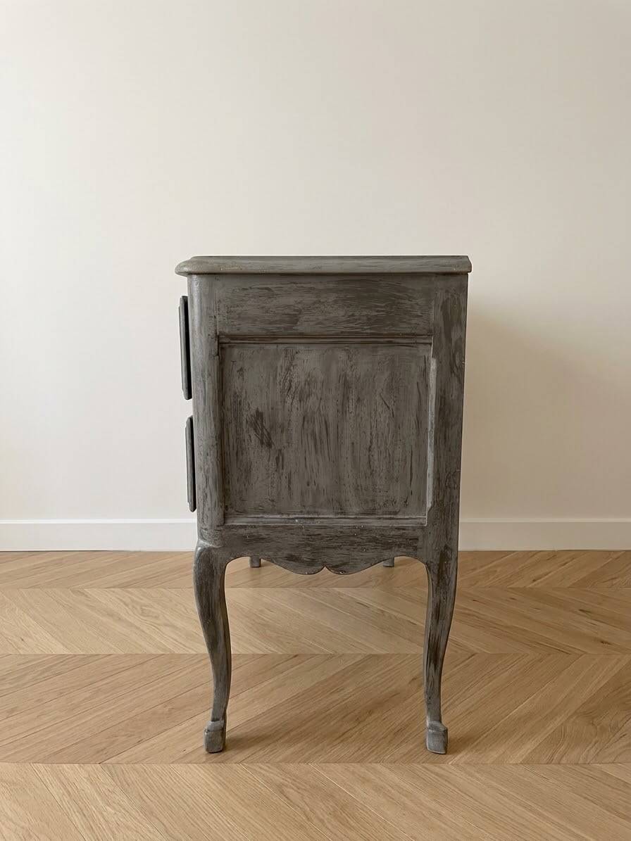 Louis XV commode in grey cerused wood