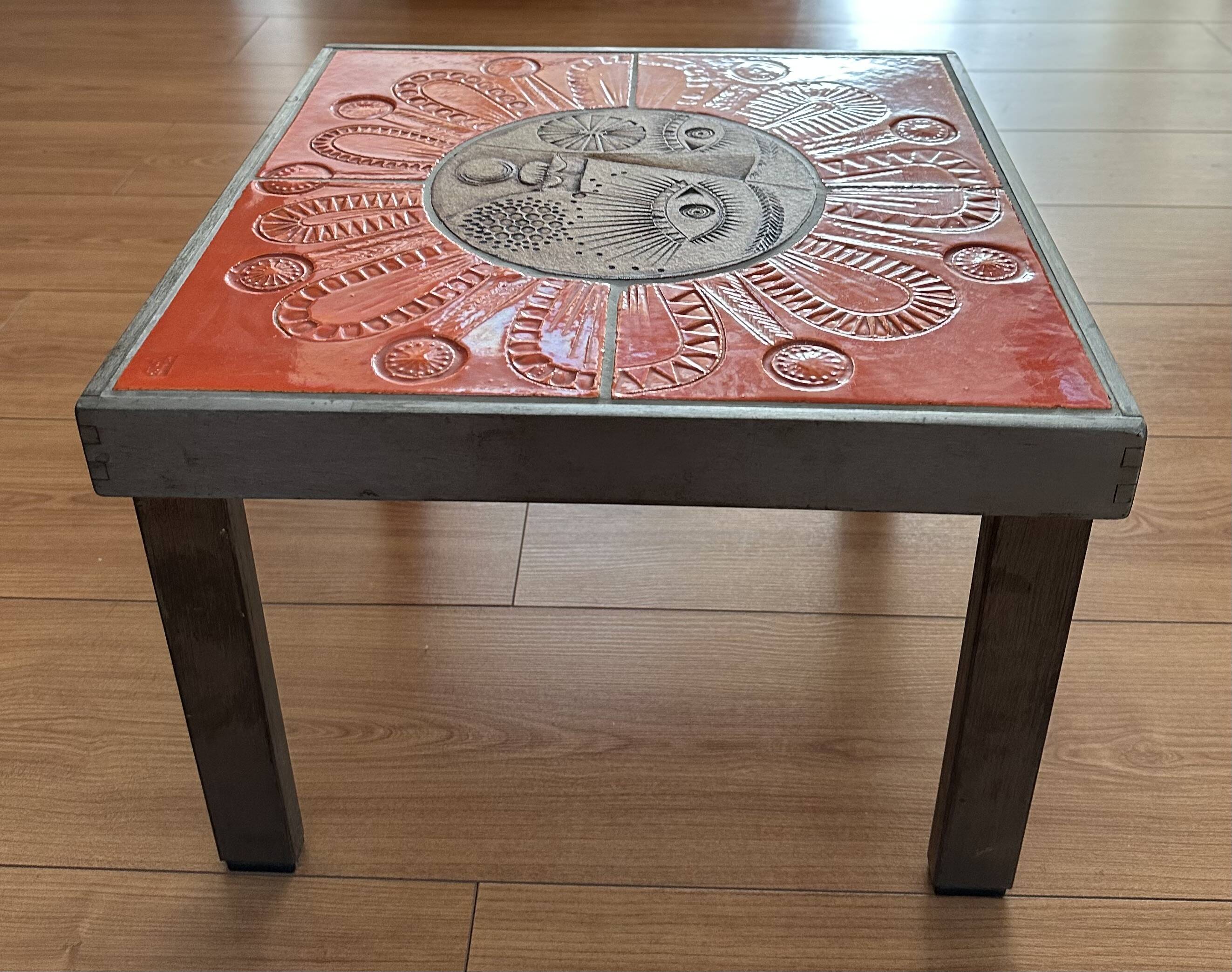 Coffee table end of sofa Roger Capron and Jean Derval ceramic 70s sun model