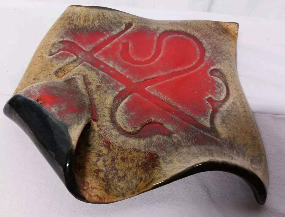 Vintage ceramic pocket emptier