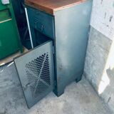 Meuble d'atelier