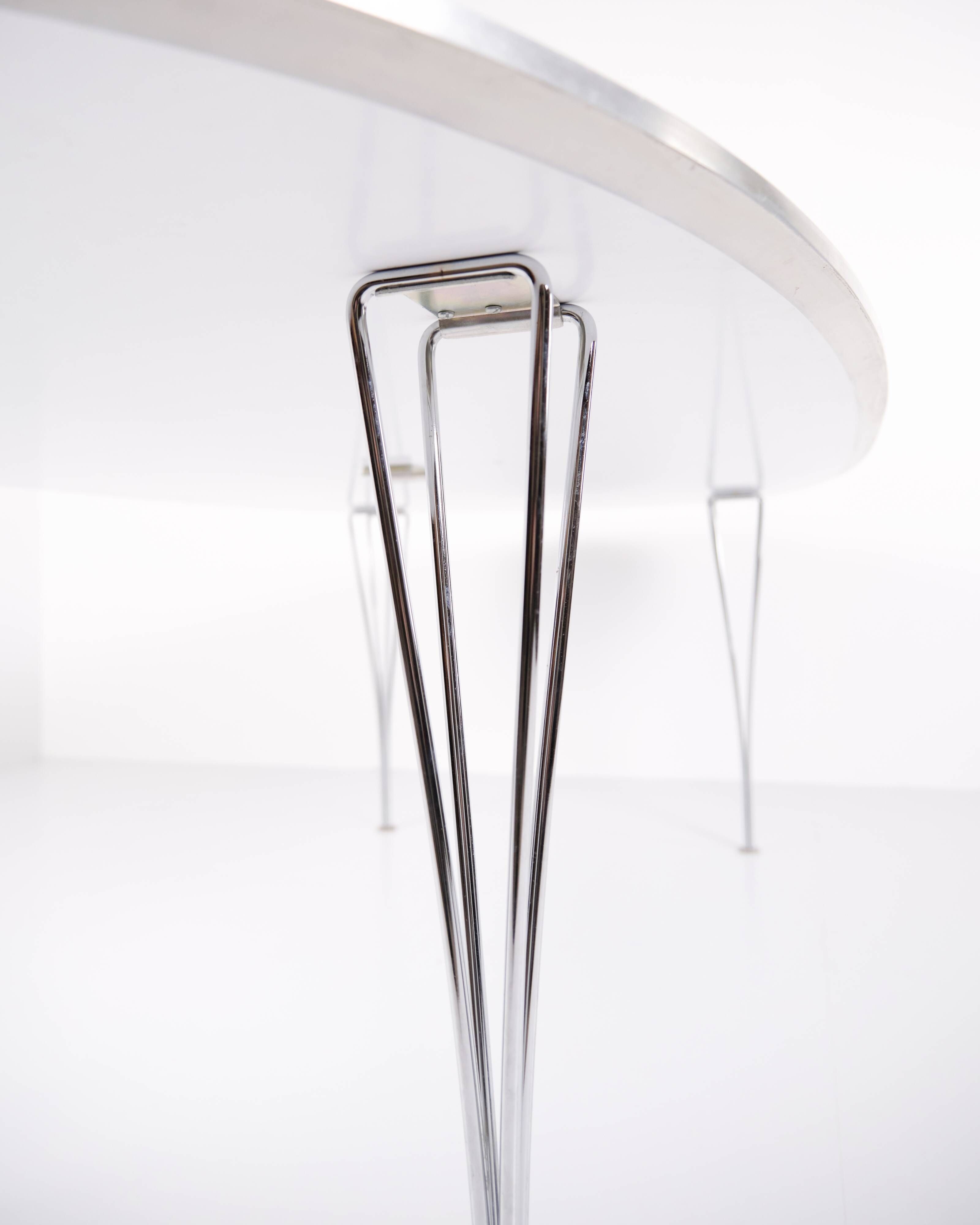 Super Ellipse dining table - Model B614 - white laminate - Piet Hein, Bruno Mathsson & Arne Jacobsen - Fritz Hansen
