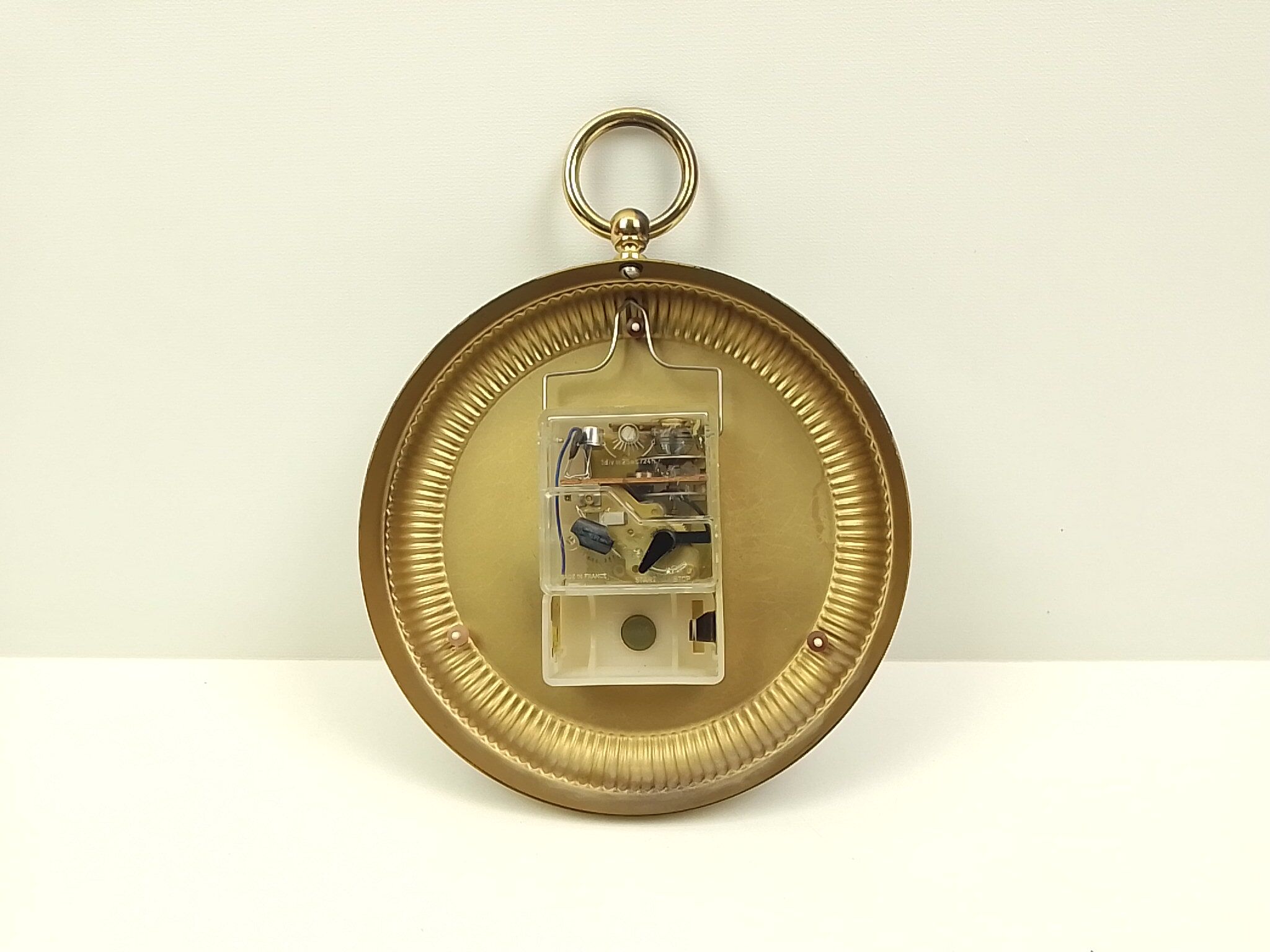 Wall clock star shape watch gusset