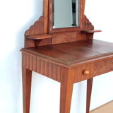 Art-deco hairdresser