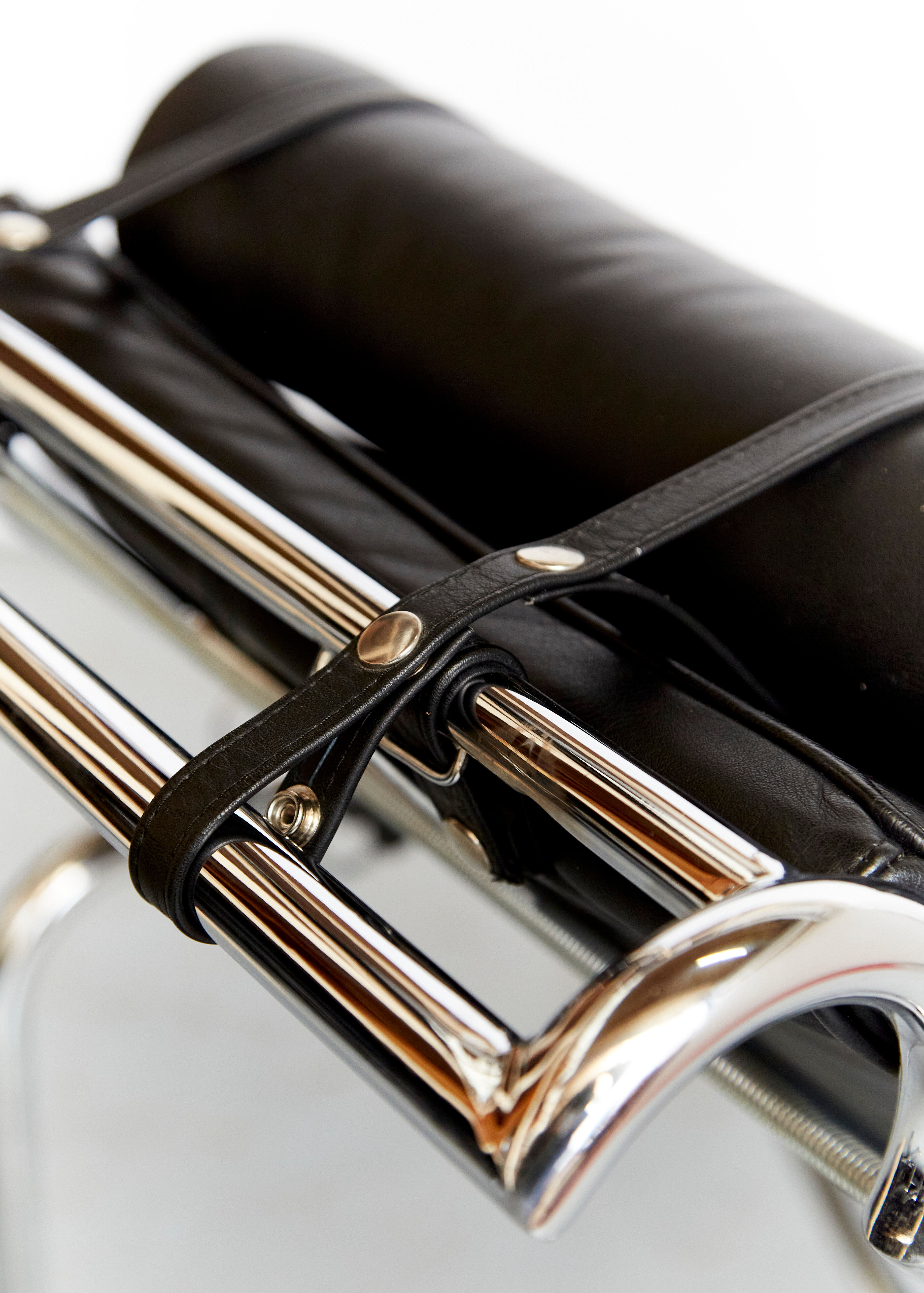 Gabriele Mucchi model Genni armchair & ottomane for Zanotta