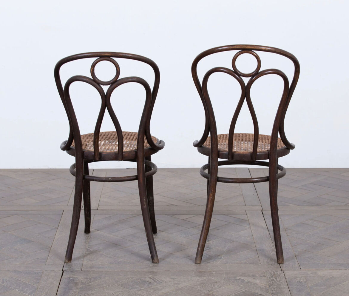 Suite de 6 chaises de bistrot par Josef Hofmann en cannage