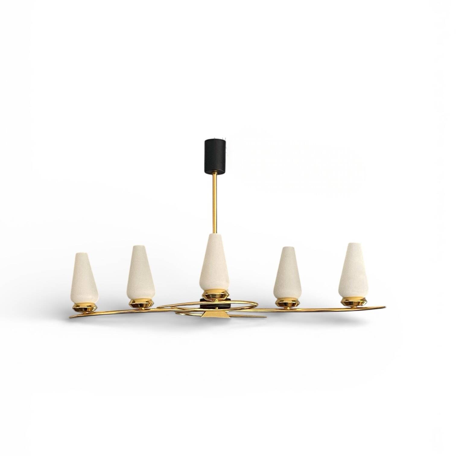 Large chandelier from 1950-1960, gilded metal with 6 white opaline glass tulips by Arlus.