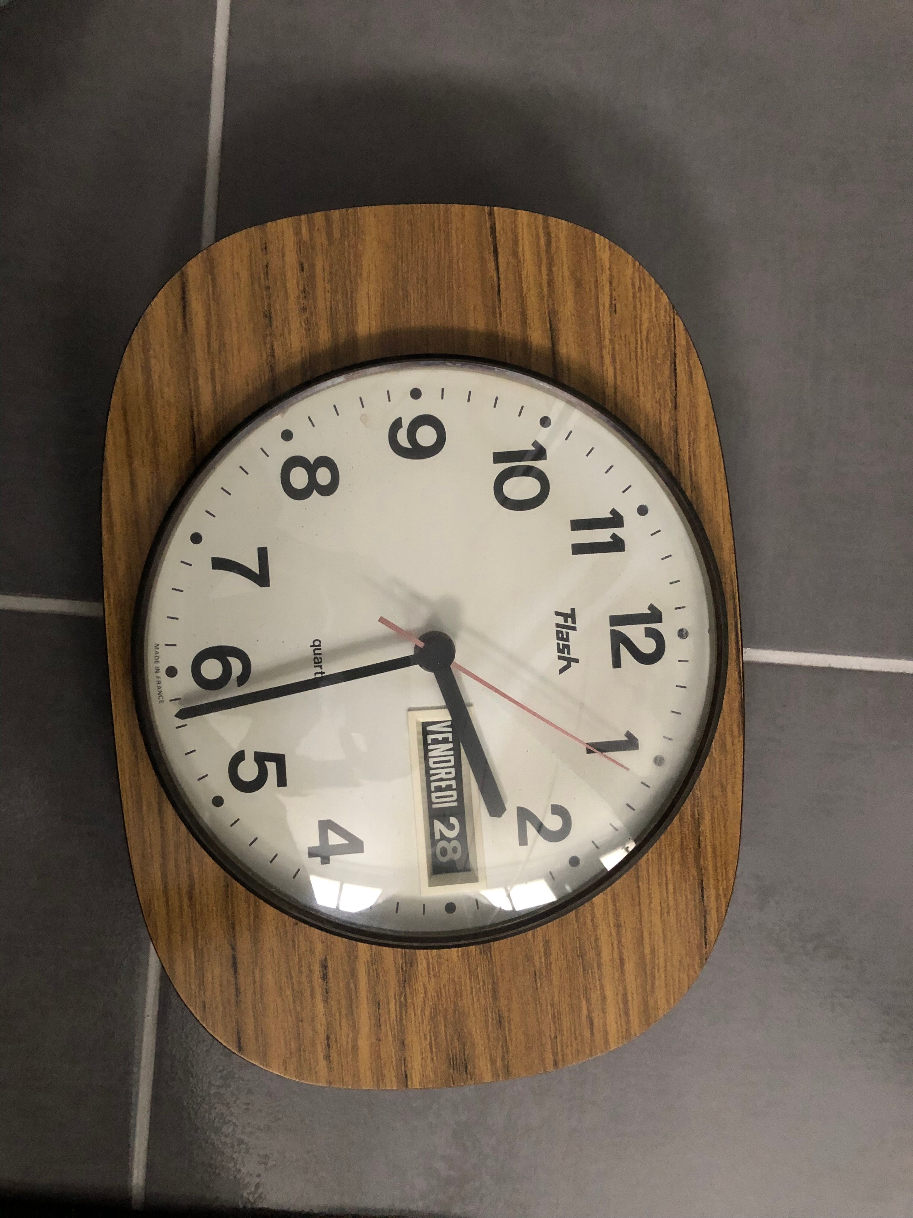 Vintage Formica clock