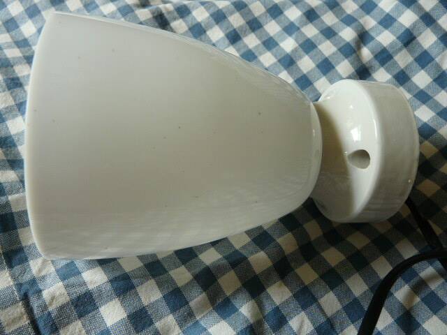 Art Deco style opaline porcelain wall lamp