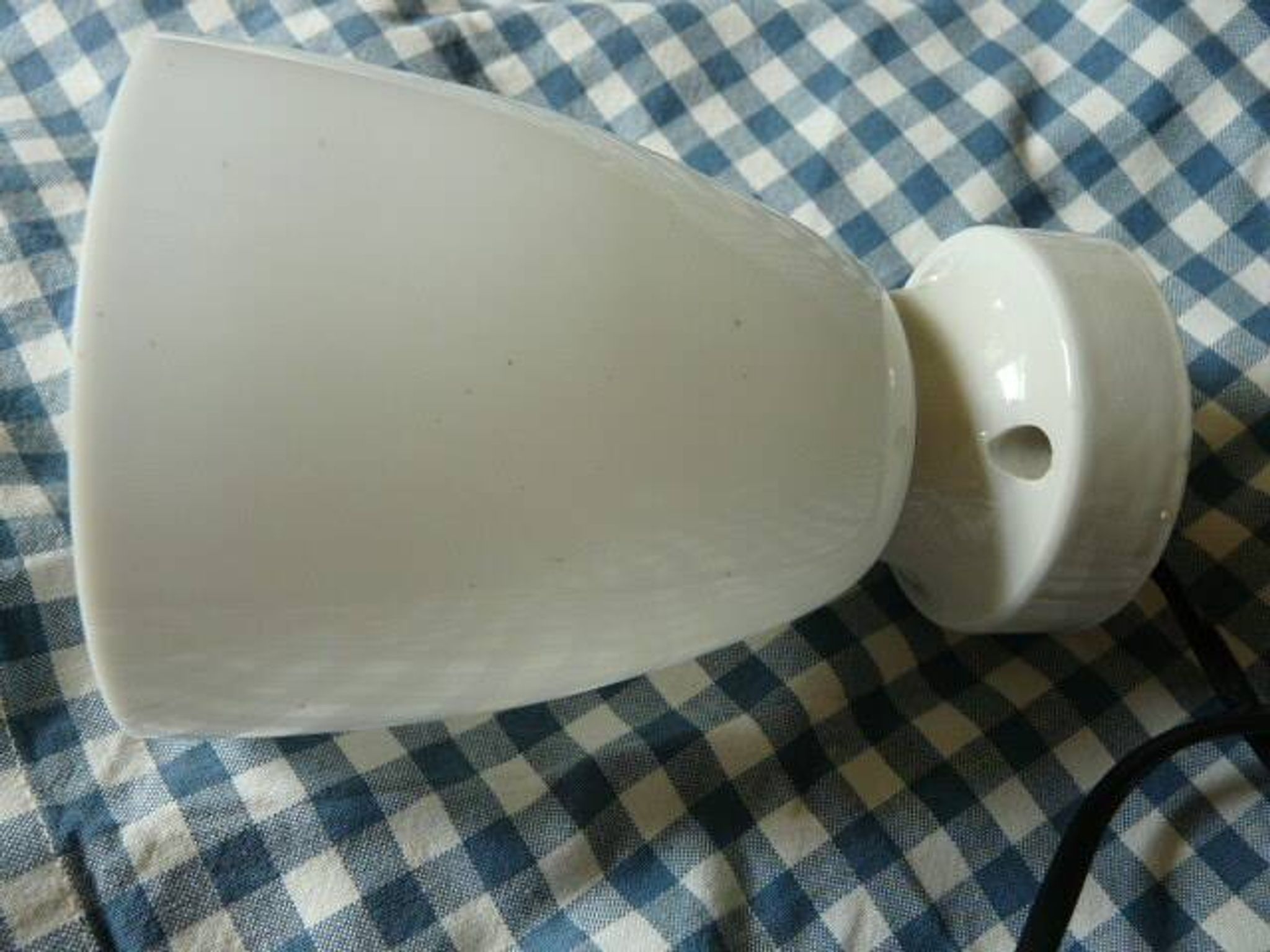 Applique porcelaine opaline style art déco