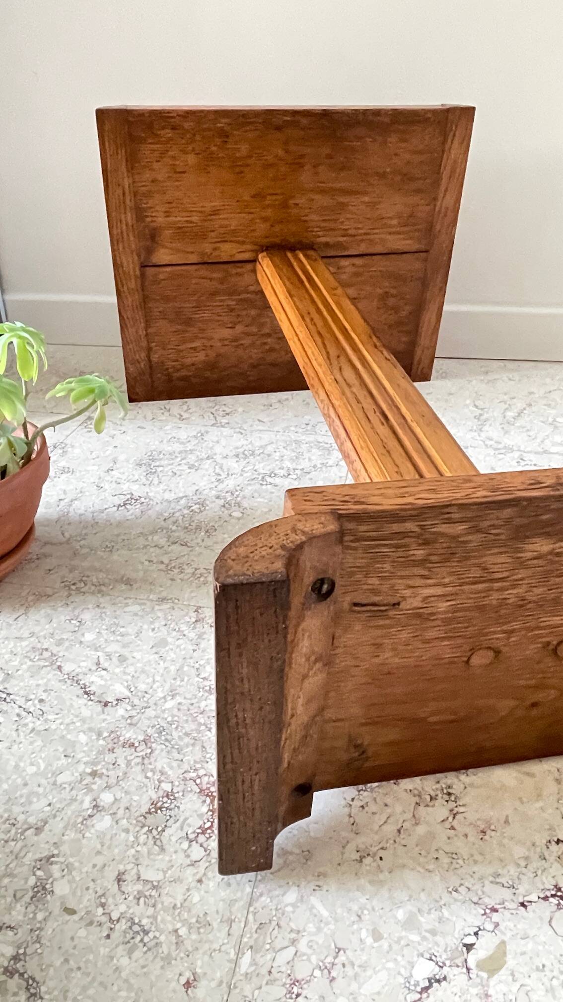 Vintage solid oak saddle plant holder