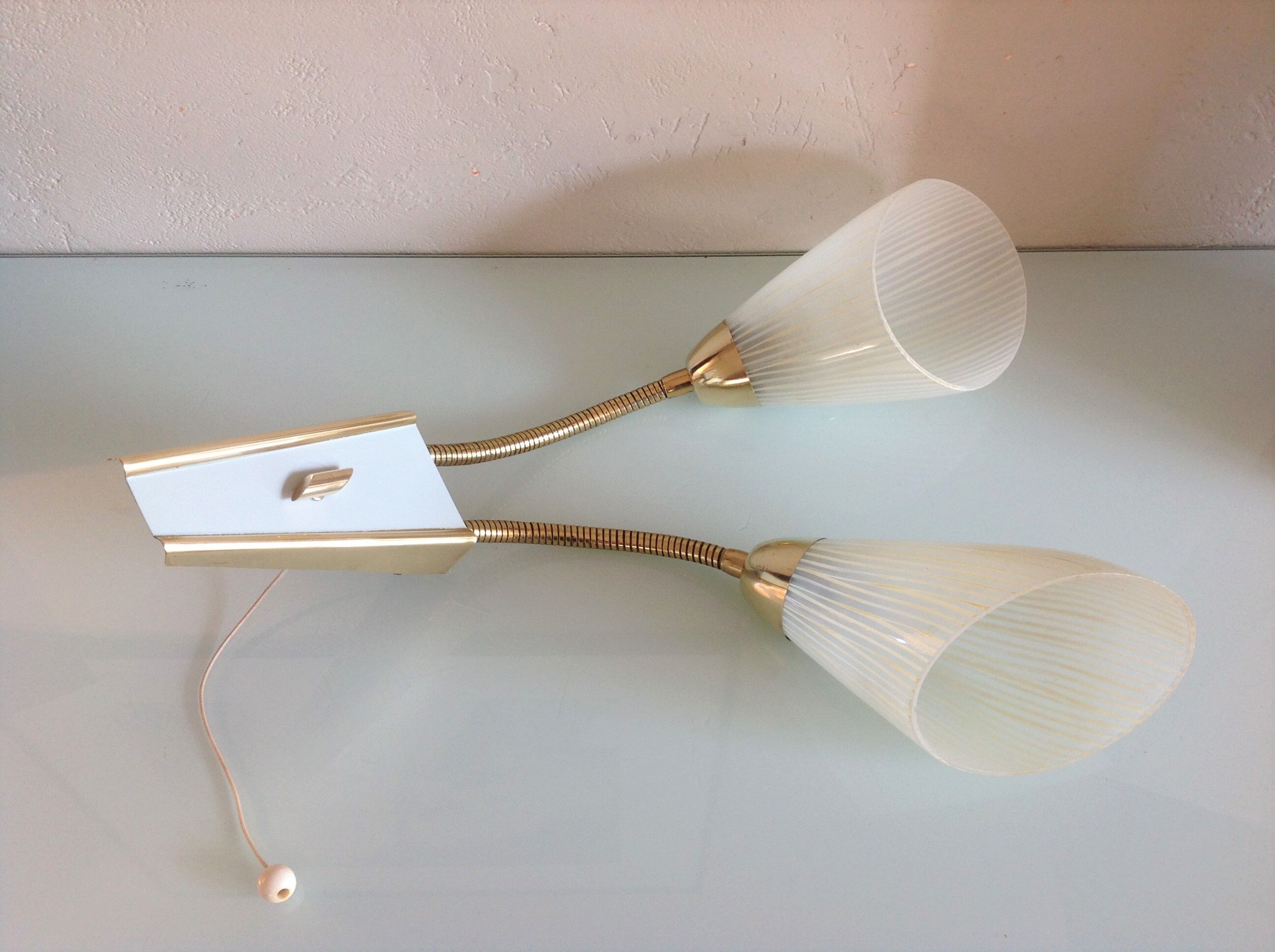 Double fire wall lamp in brass and glass cornet years 50/60