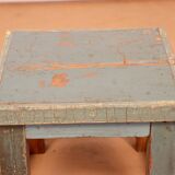 Table de chevet d'atelier en teck birman patine bleue d'origine /idéal en sellette p