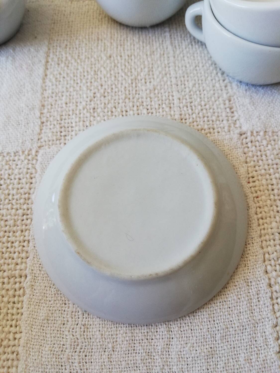 22-piece white porcelain dinner set