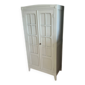 Armoire parisienne