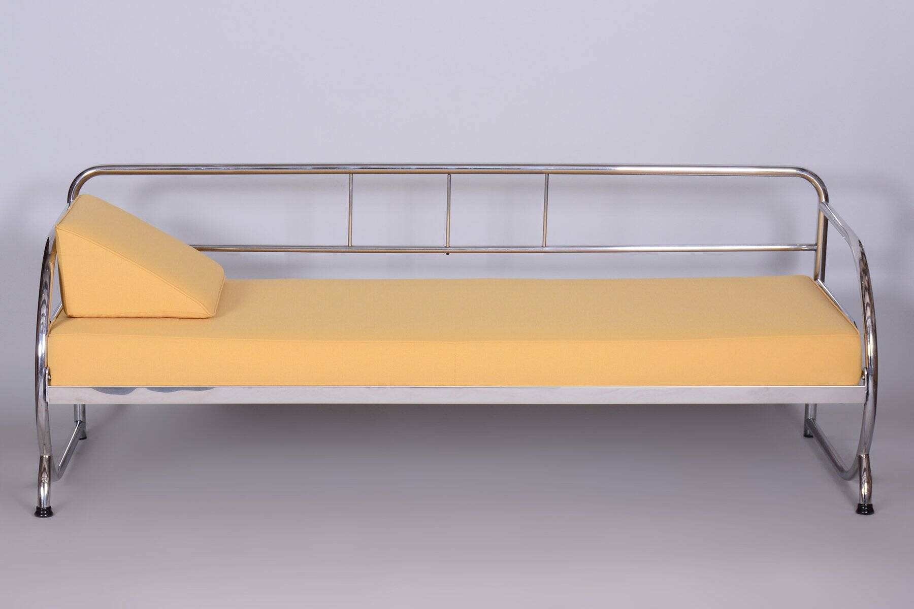 Bauhaus Leather and Tubular Chrome Sofa attributed to Robert Slezák, Czech, 1930s