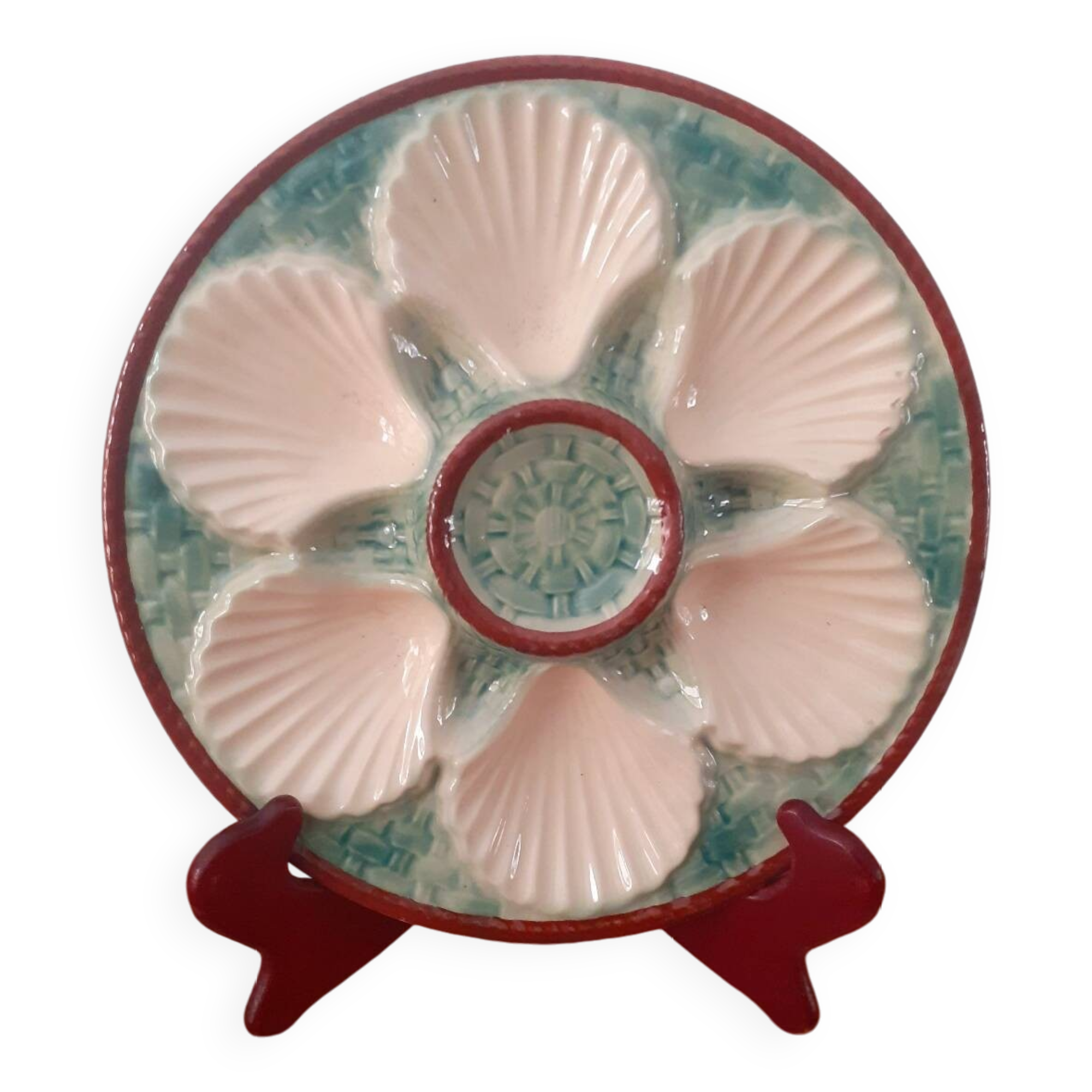 2 oyster plates