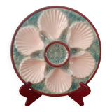 2 oyster plates
