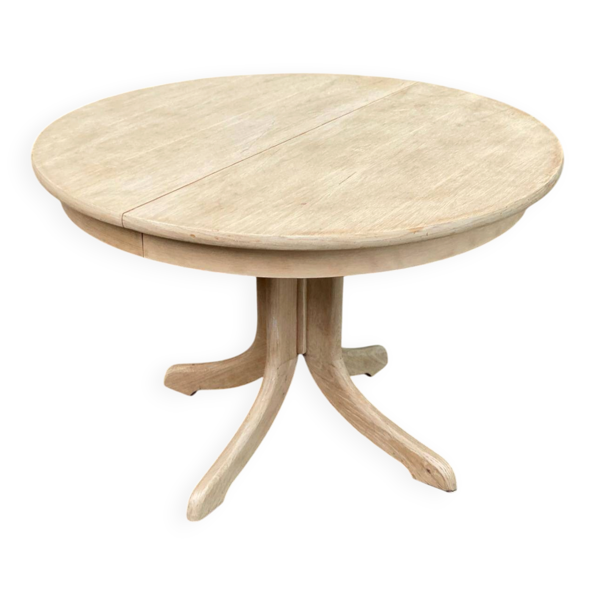 Renovated Scandinavian dining table in solid oak with a central leg from the 1970s.
