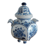 Delft earthenware covered vase