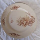 2 assiettes en faïence de Lunéville