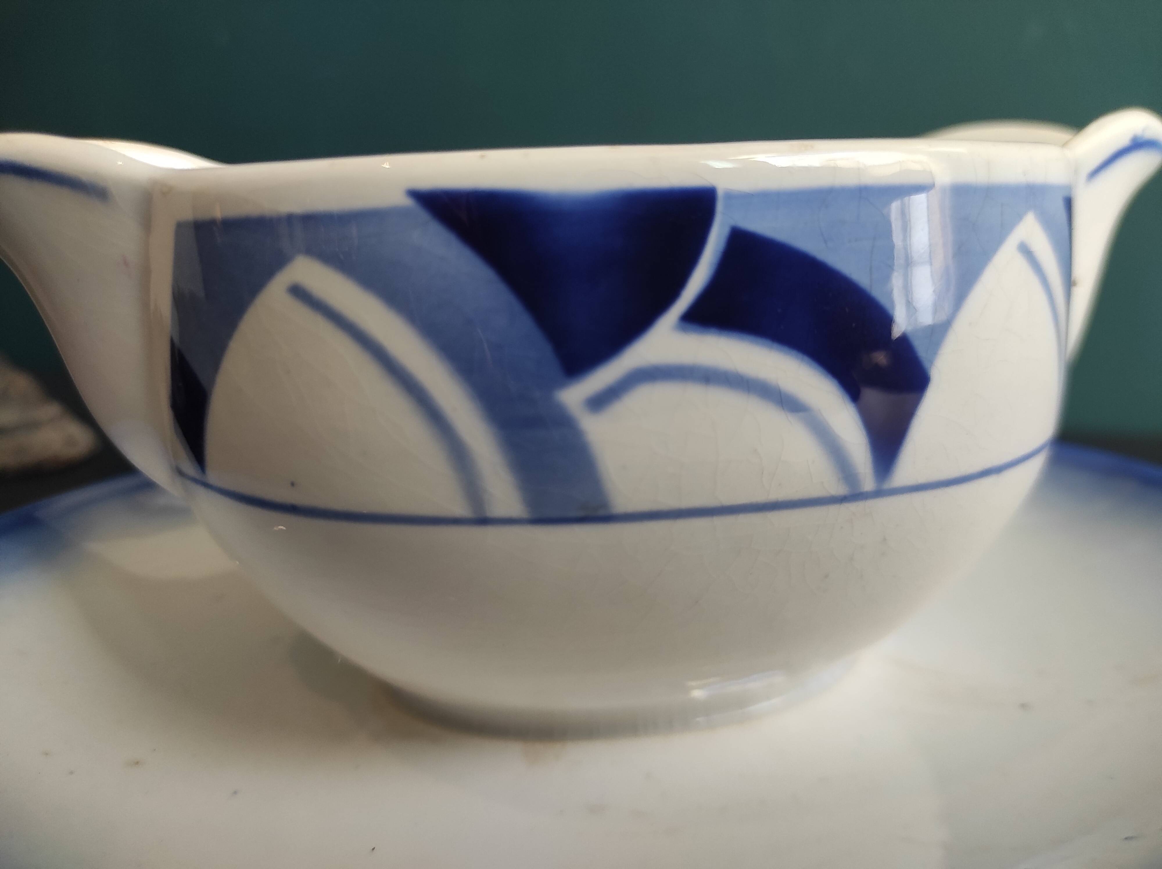 French vintage sauce boat, Digoin Sarreguemines