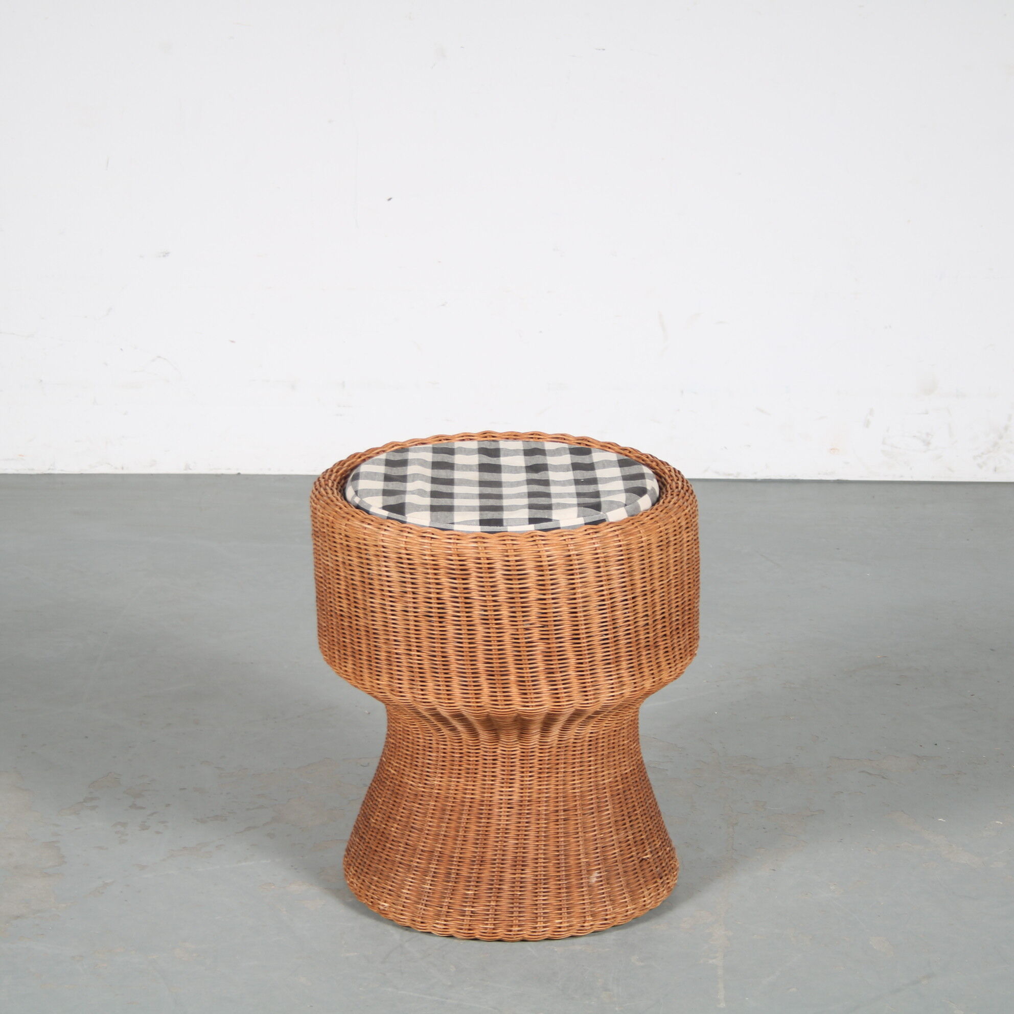 1960s “Juttu” Stool by Eero Aarnio for Artek, Finland