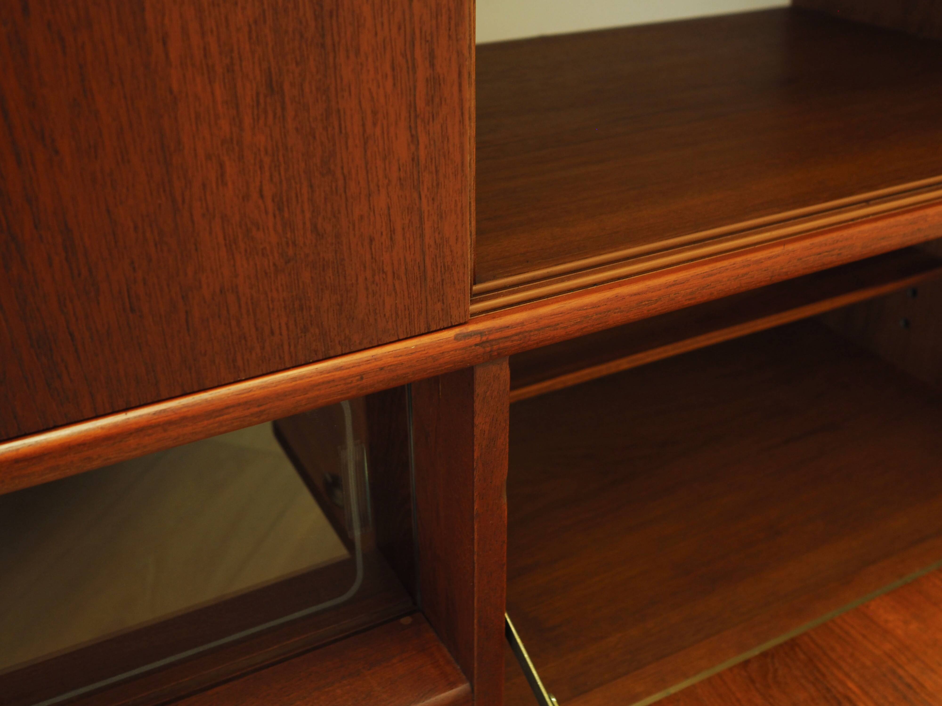 Buffet danois en teck, années 1970