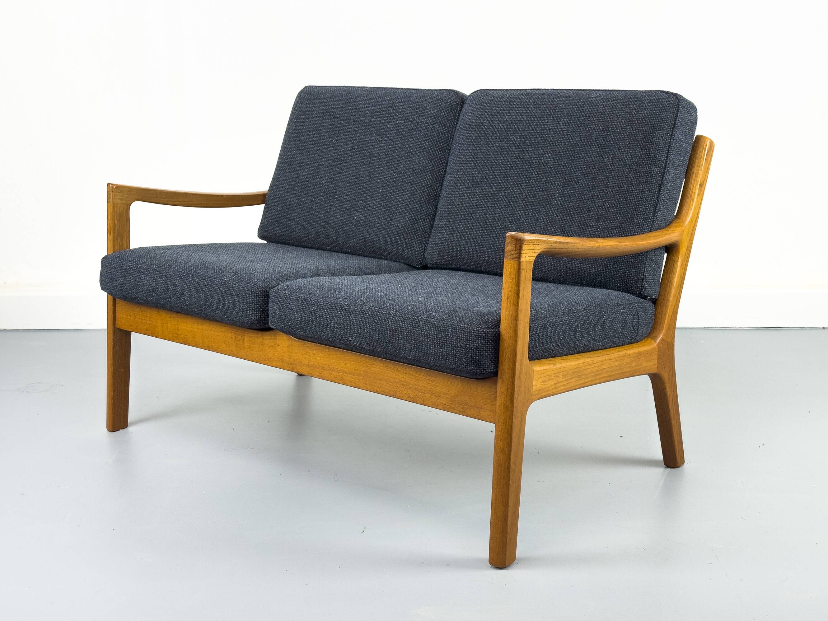 Vintage Two-Seater Senator Sofa in Teak by Ole Wanscher