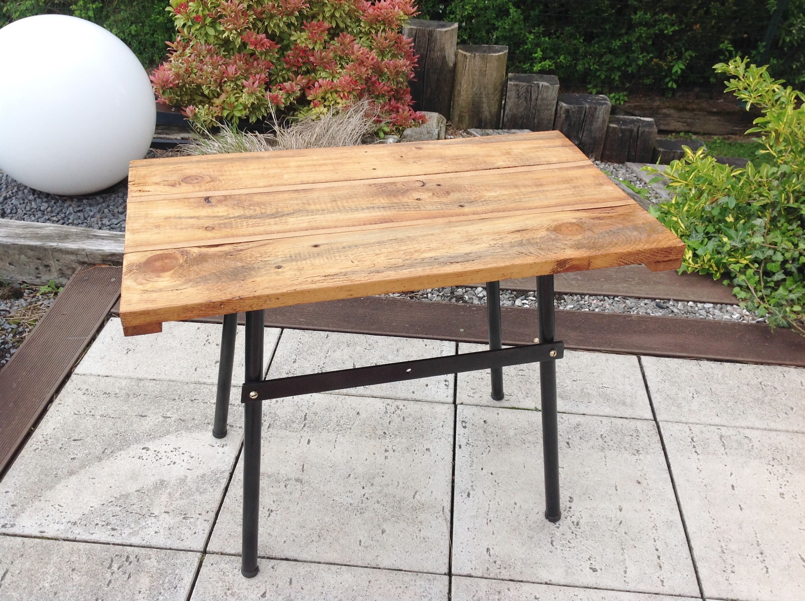 Wooden and metal side table industrial style 6070s