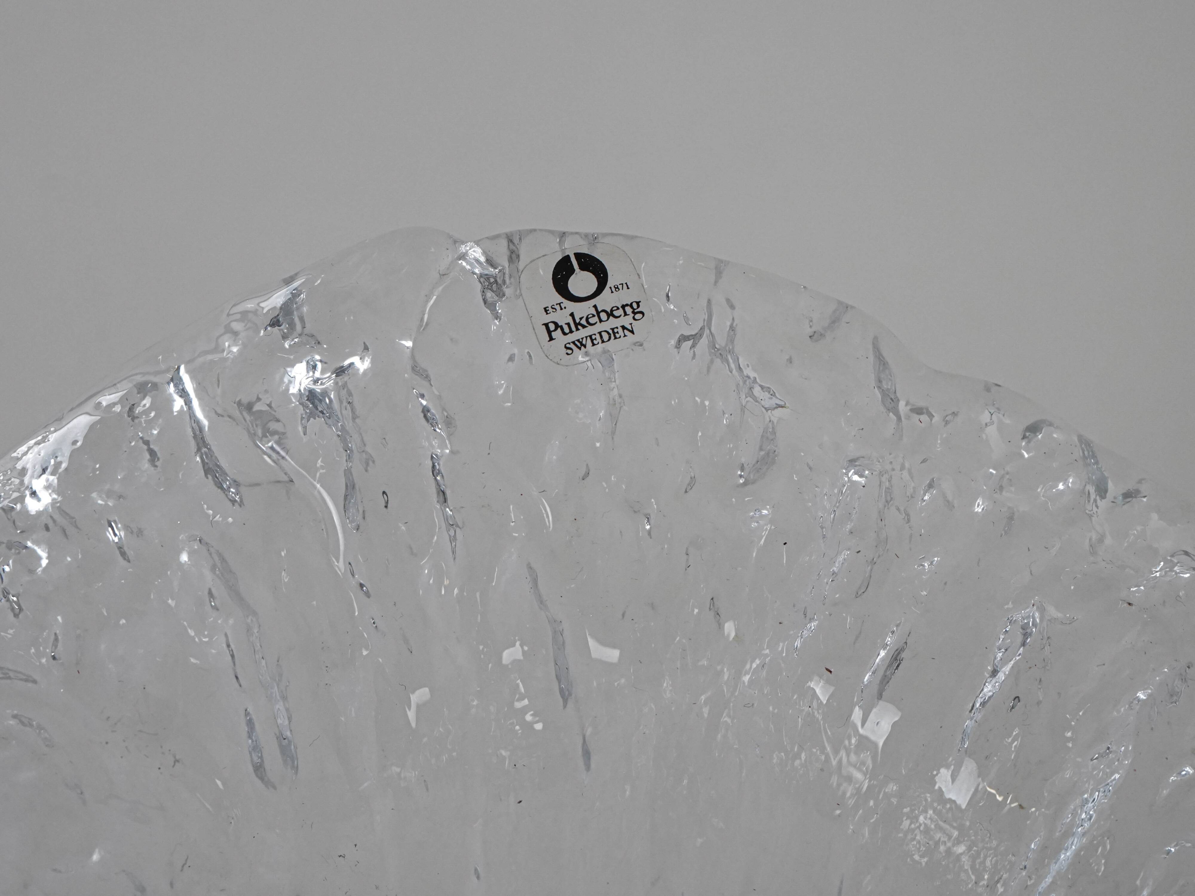 Glass vase, Swedish design, 1960s, manufacturer: Pukeberg