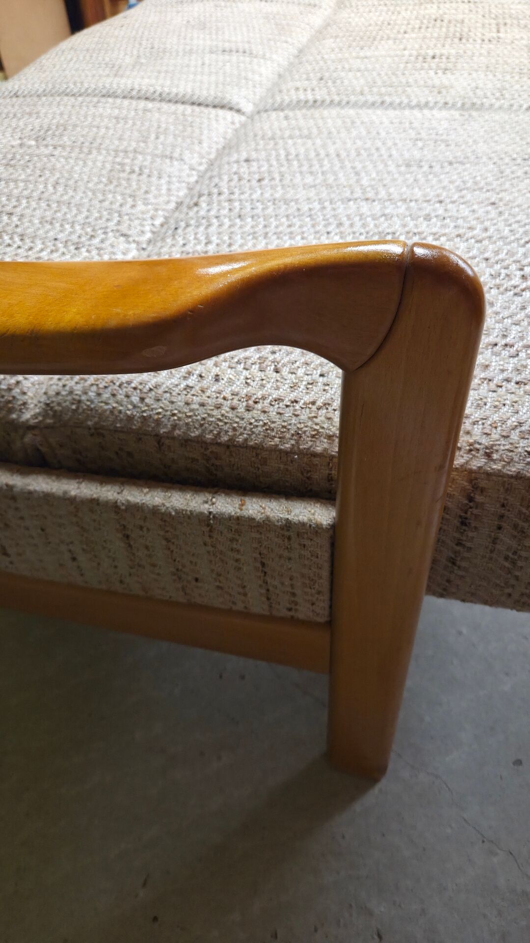Vintage 1970s convertible sofa/daybed