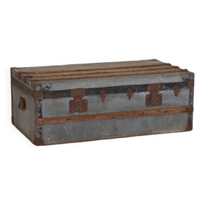 malle militaire ancienne