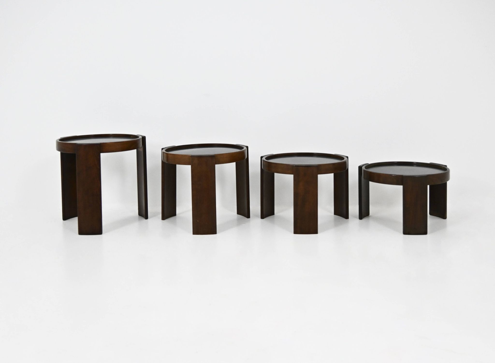 Tables gigognes modèle 780, de Gianfranco Frattini pour Cassina, 1960s