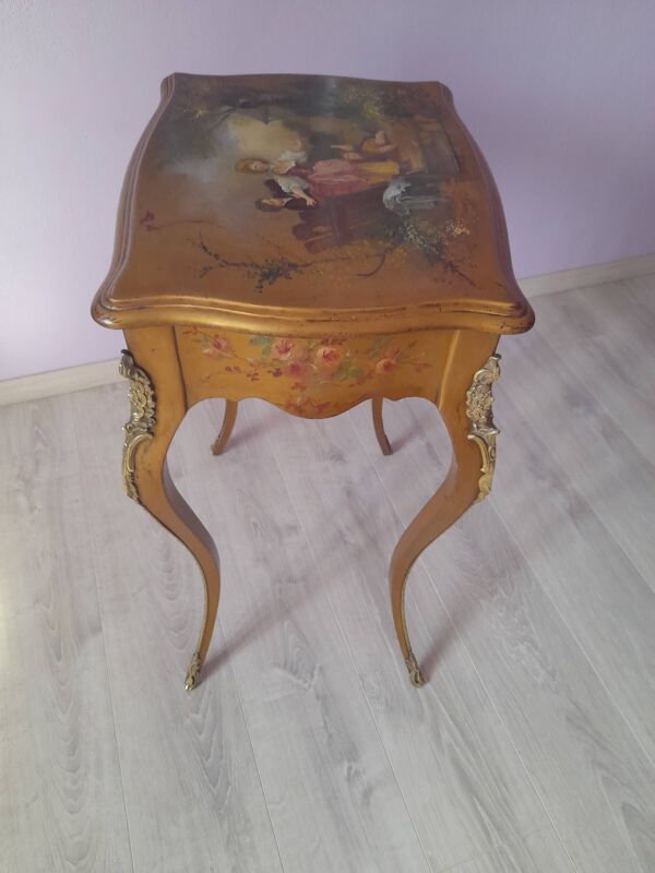 Table travailleuse en bois doré d'époque 19ème siècle