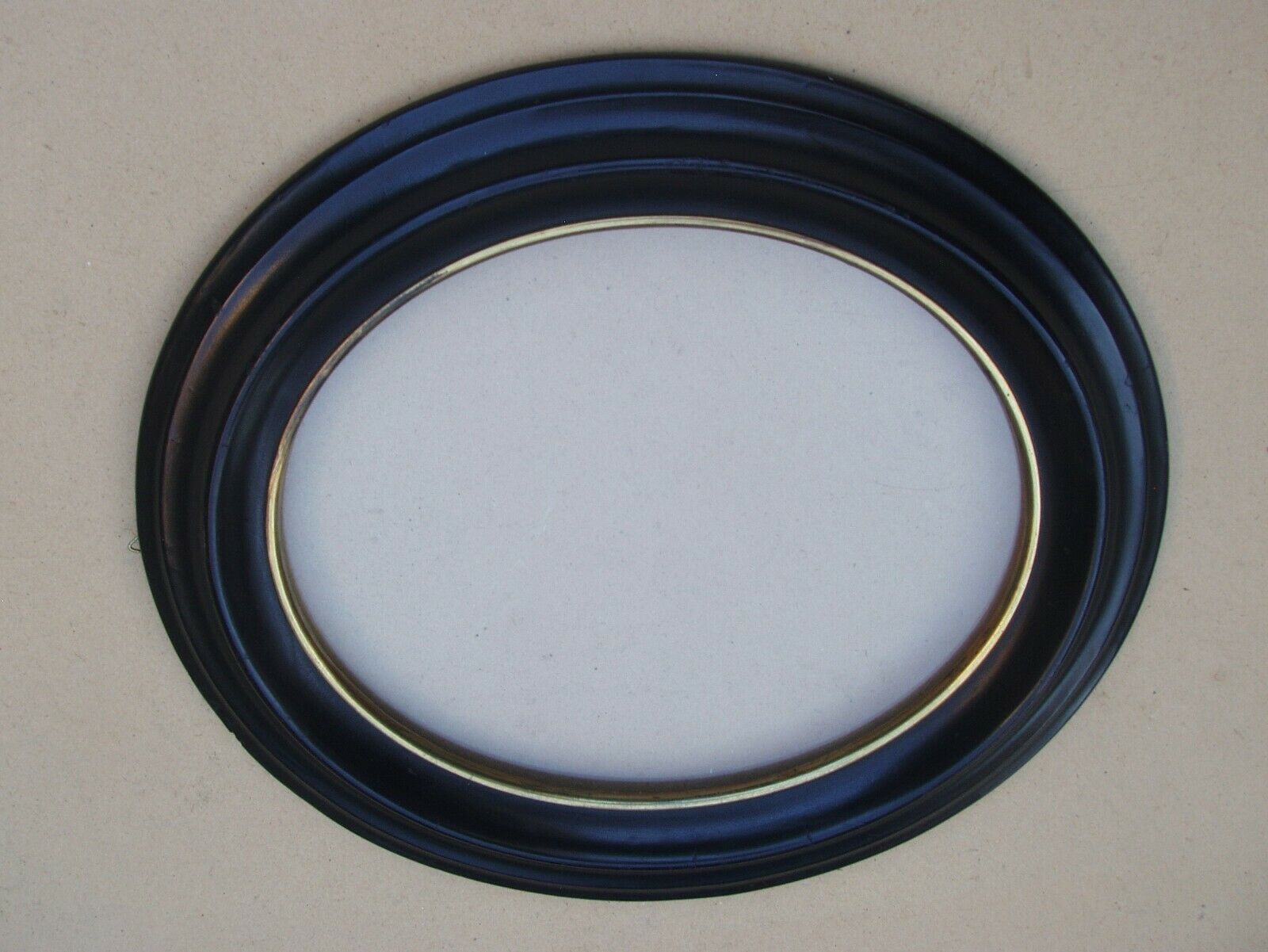 Black laqué oval frame with its blown glass - Napoleon III