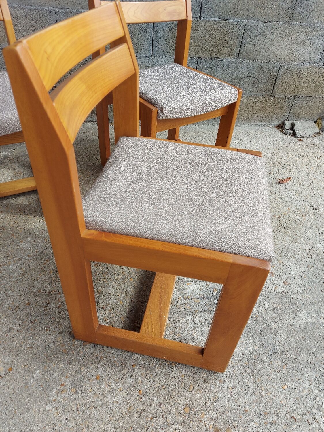 Set 4 chairs, scandinavian shape, year 1983