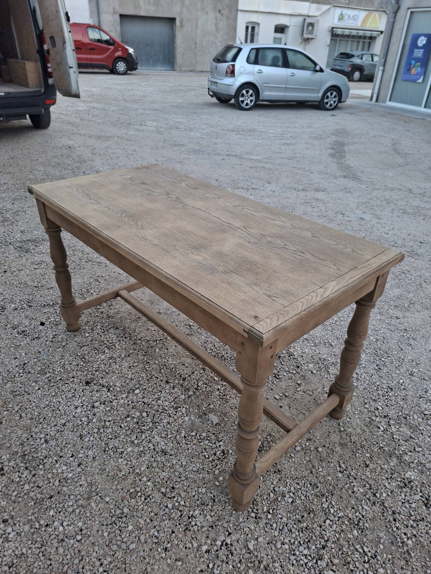 Solid oak farmhouse table fully sandblasted.